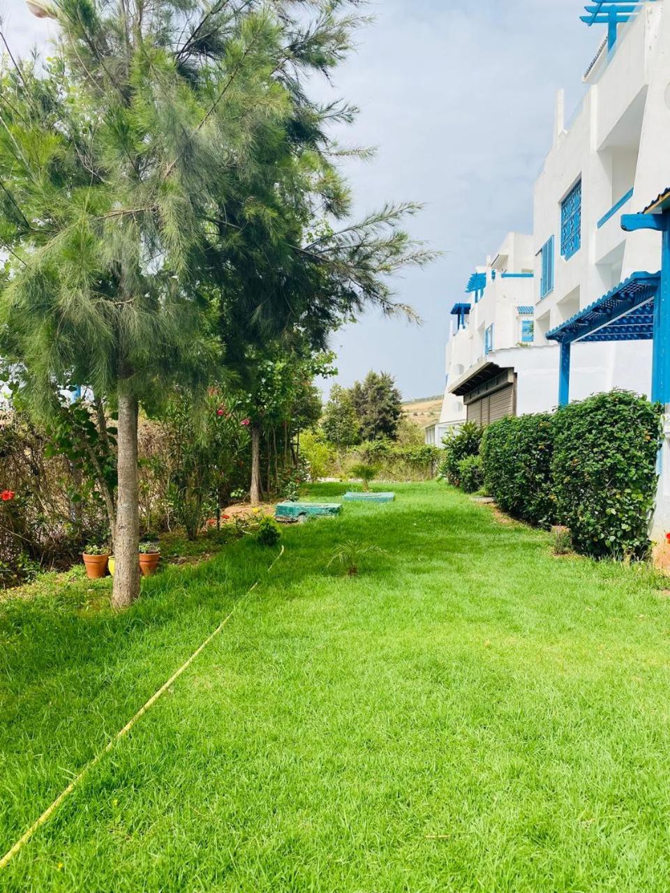 Smir Park Villa Tétouan Buitenkant foto